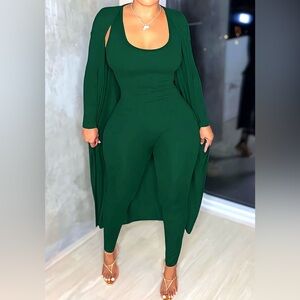 Elegant Green Jumpsuit with Cardigan